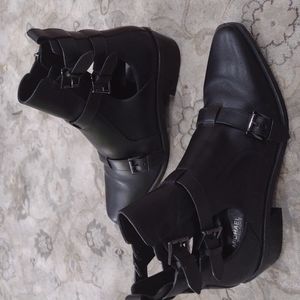 Michael Kors booties size 9
